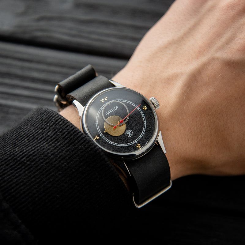 Very Rare! Raketa Copernicus (Kopernik) mens Moon watch wrist watch 1980s